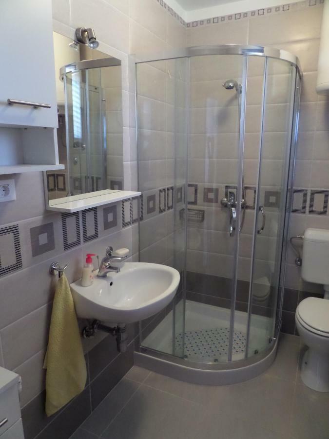 Apartmani Lili Mali Lošinj Dış mekan fotoğraf