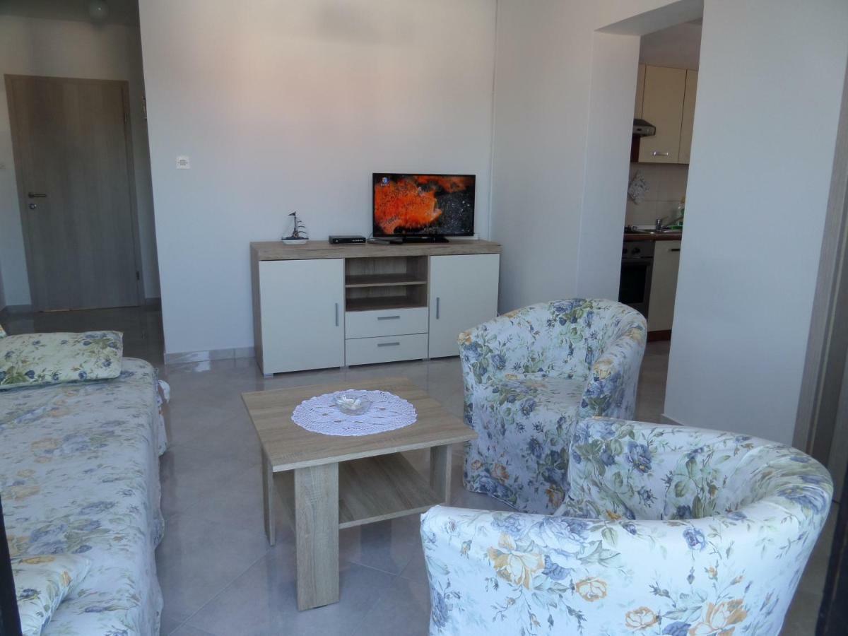 Apartmani Lili Mali Lošinj Dış mekan fotoğraf